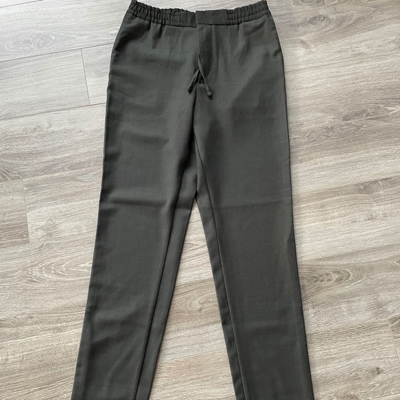 J. Lindeberg Comfort-fit dress trousers - Picture 1 of 8